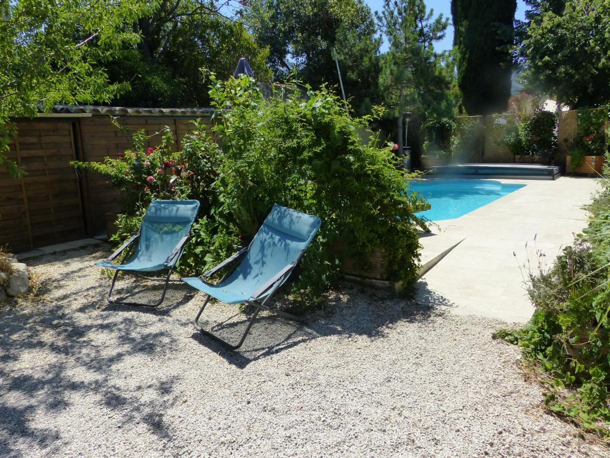 Maisonnette Proche Des Calanques , Les Bruyères Hébergement de vacances *